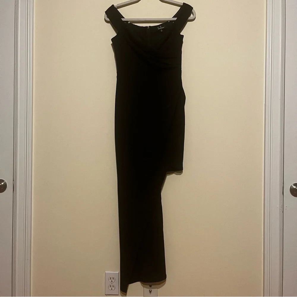 Lulu’s Asymmetrical Hem Bodycon LBD Black Midi Dress